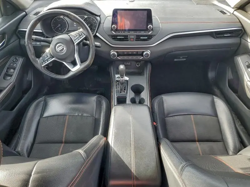 2021 NISSAN ALTIMA SR  