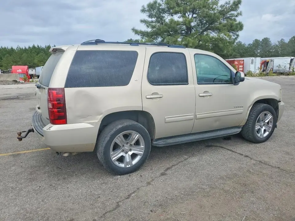 2010 CHEVROLET TAHOE K1500 LT  