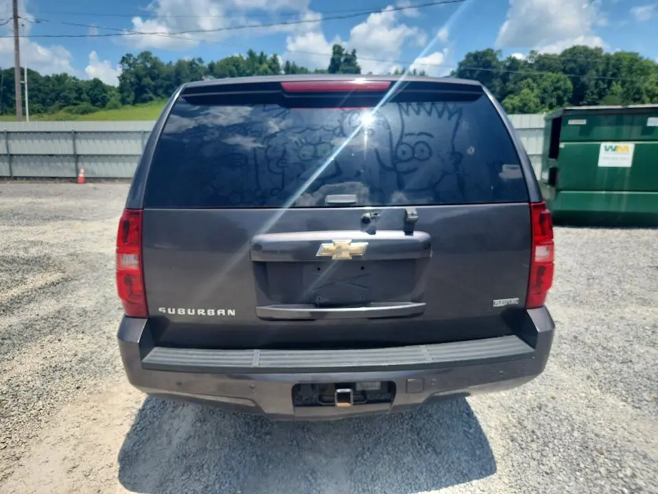 2010 CHEVROLET SUBURBAN C1500 LT  