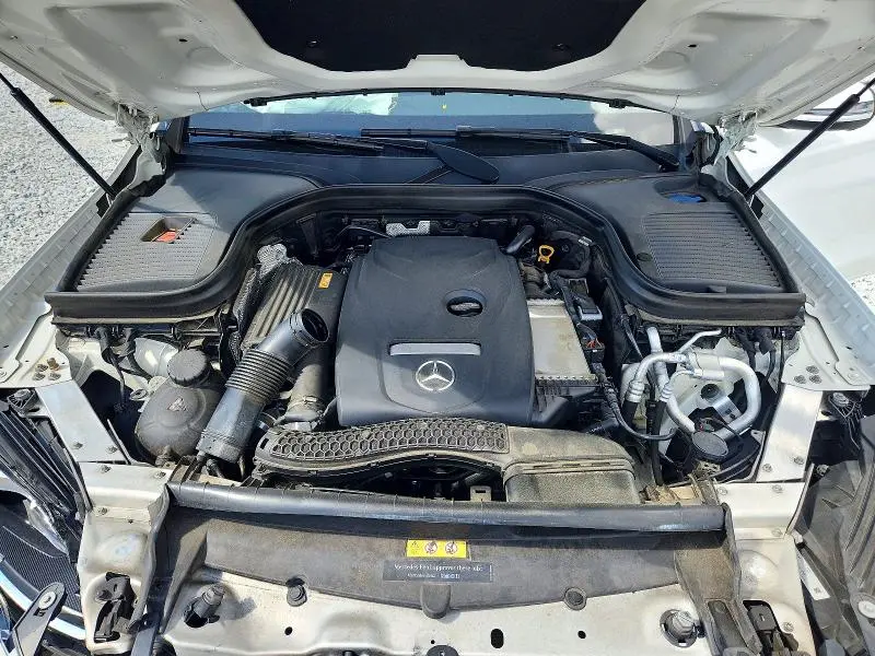2019 MERCEDES-BENZ GLC 300  