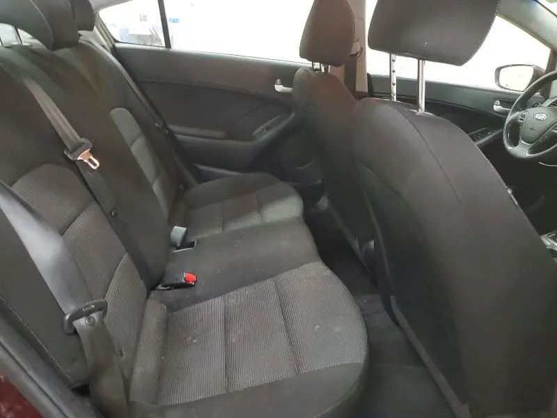 2017 KIA FORTE LX  