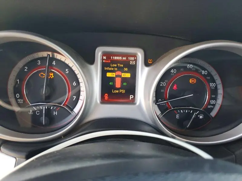 2018 DODGE JOURNEY SE  