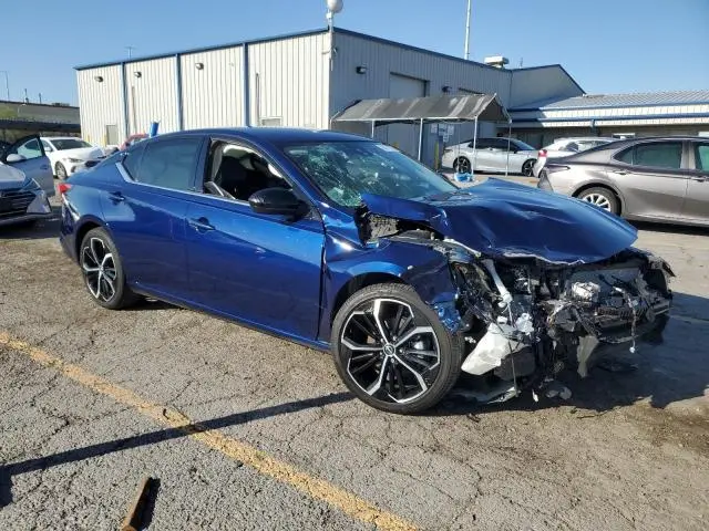 2024 NISSAN ALTIMA SR  
