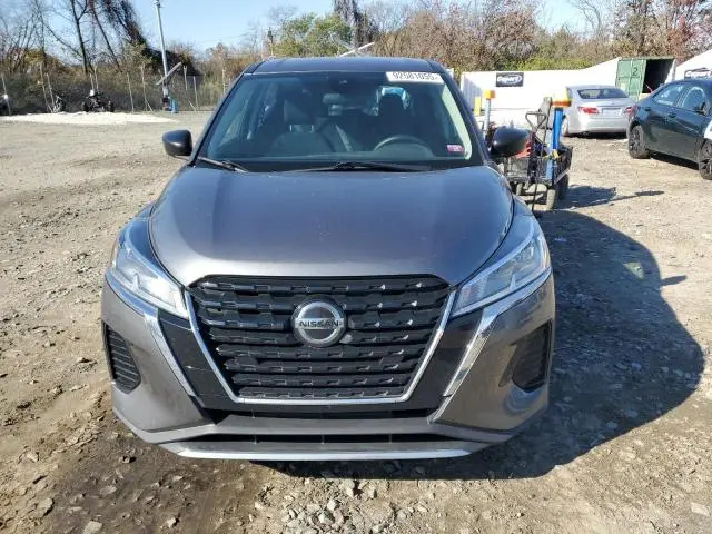2021 NISSAN KICKS S  