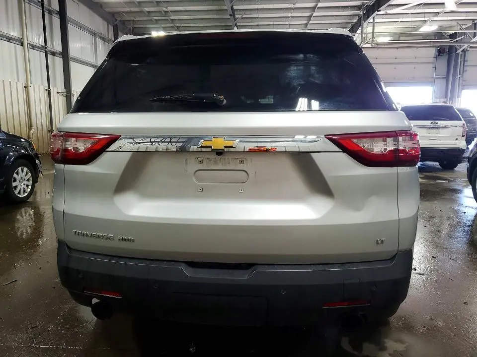 2018 CHEVROLET TRAVERSE LT  
