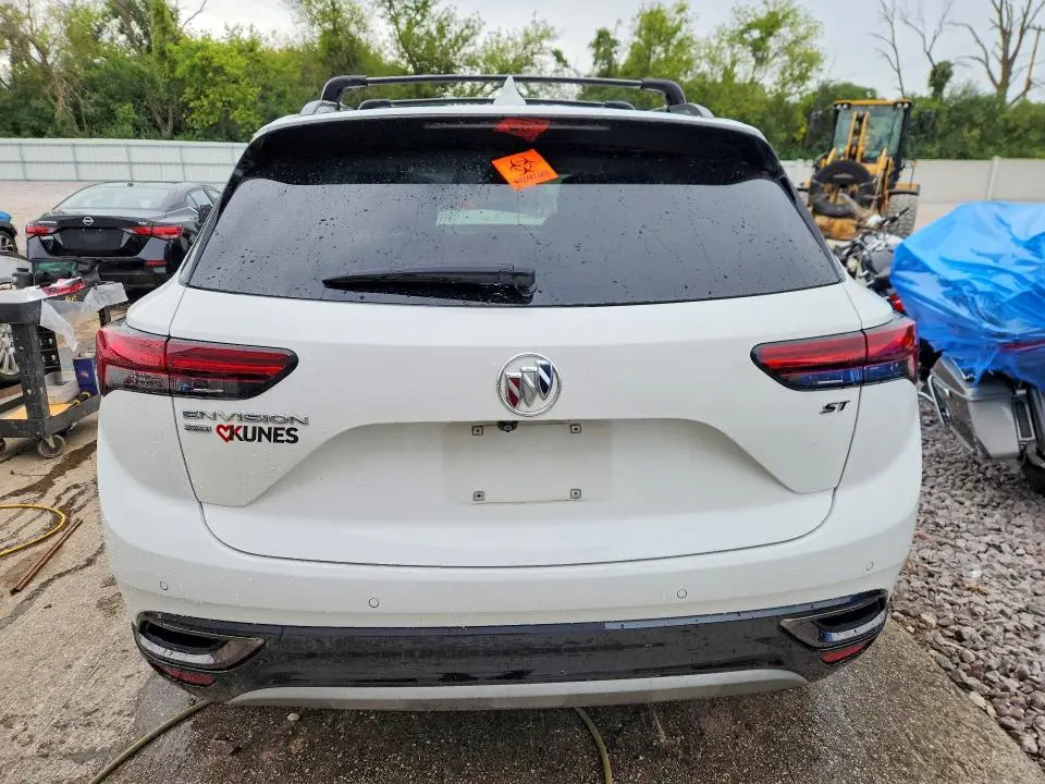 2022 BUICK ENVISION ESSENCE  