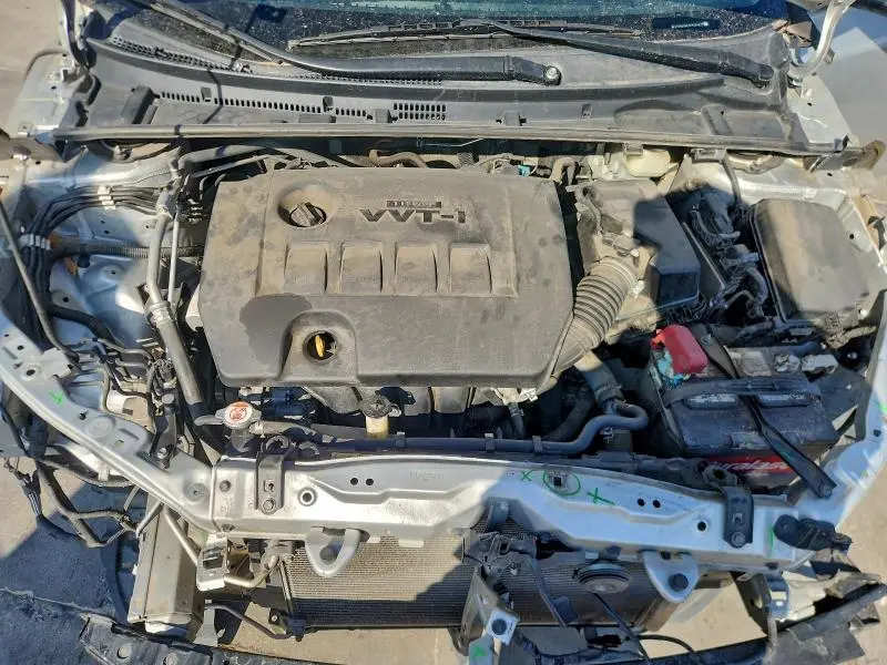 2019 TOYOTA COROLLA SE  