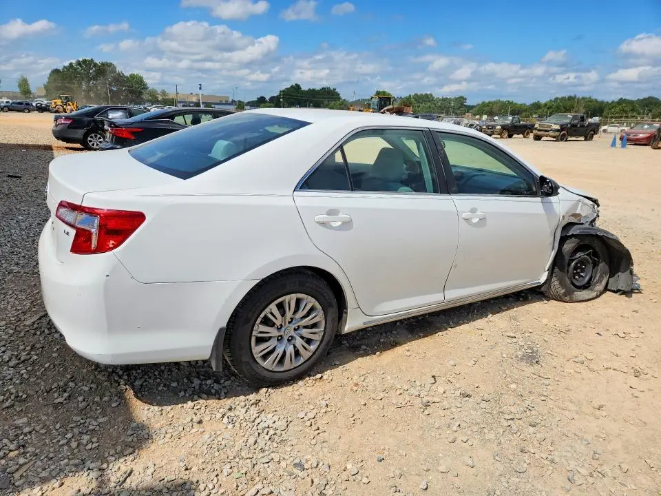 2012 TOYOTA CAMRY LE  