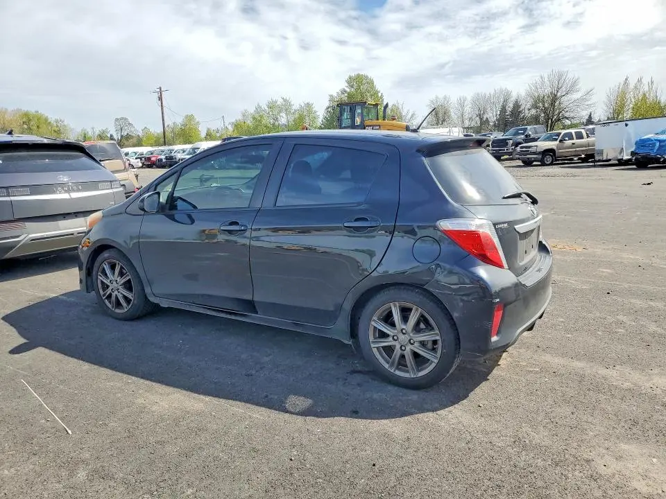 2013 TOYOTA YARIS 5-DOOR SE  