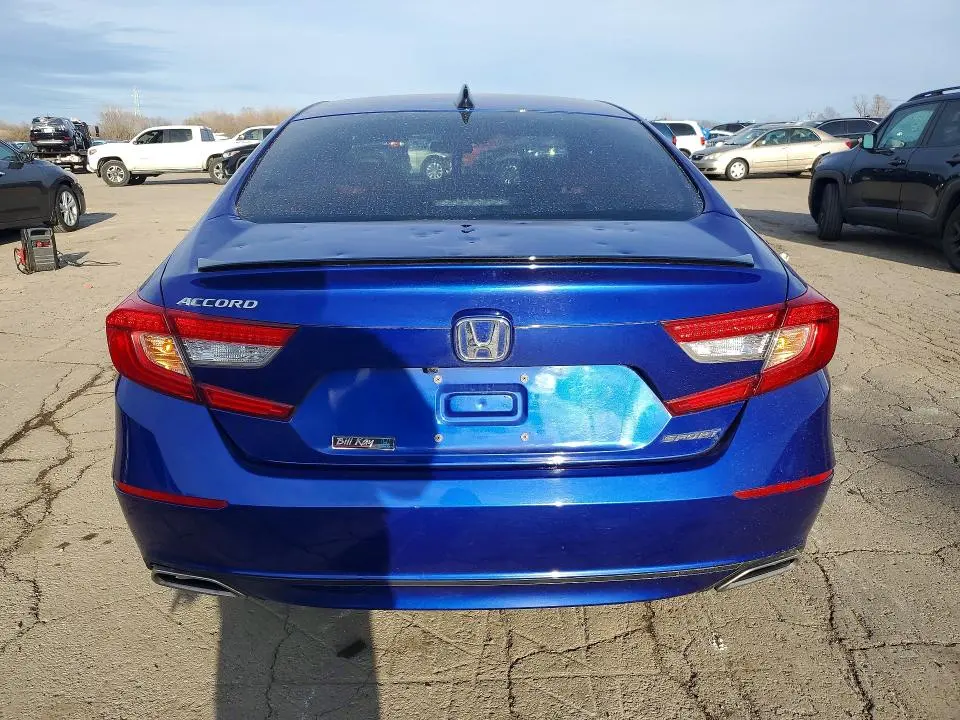 2022 HONDA ACCORD SPORT  