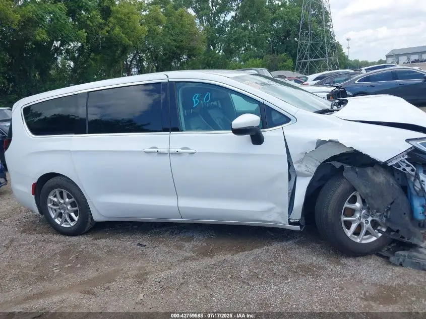 2023 CHRYSLER PACIFICA TOURING L