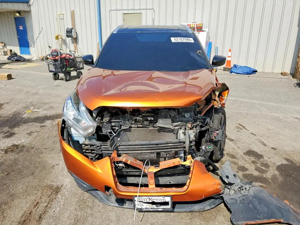 2019 NISSAN KICKS SV  