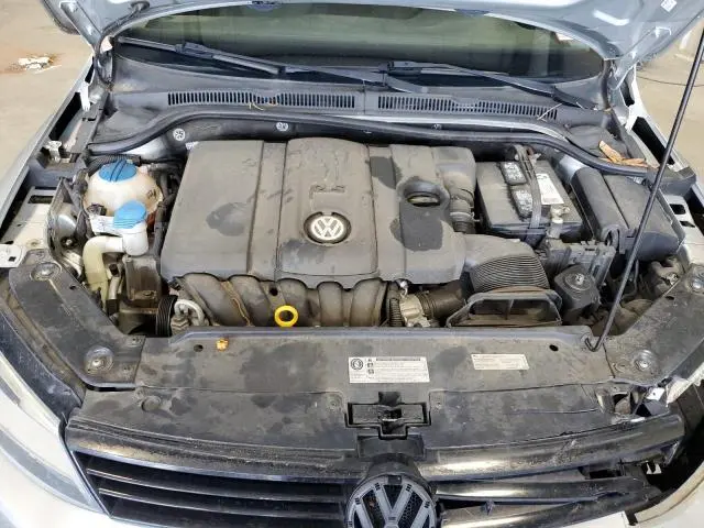 2012 VOLKSWAGEN JETTA SE  