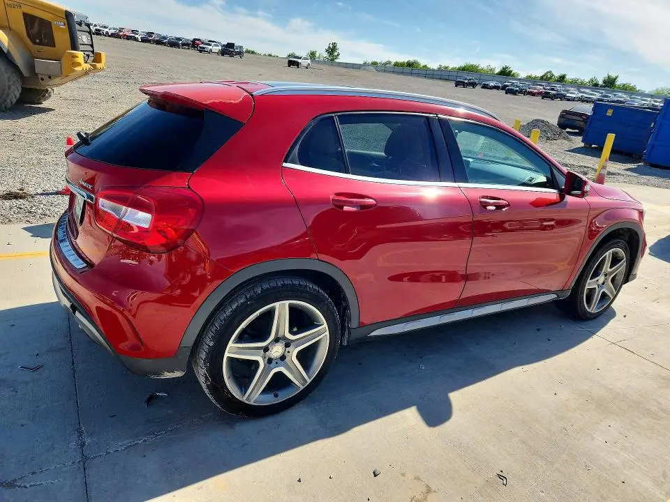2015 MERCEDES-BENZ GLA 250 4MATIC  