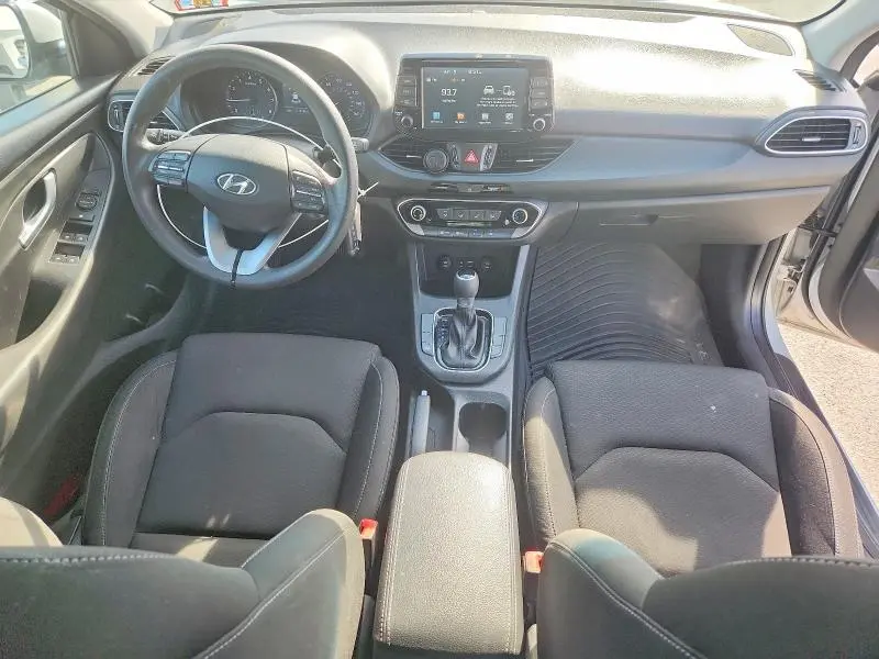 2018 HYUNDAI ELANTRA GT BASE  
