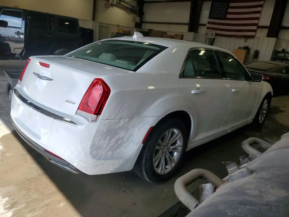 2016 CHRYSLER 300 LIMITED  