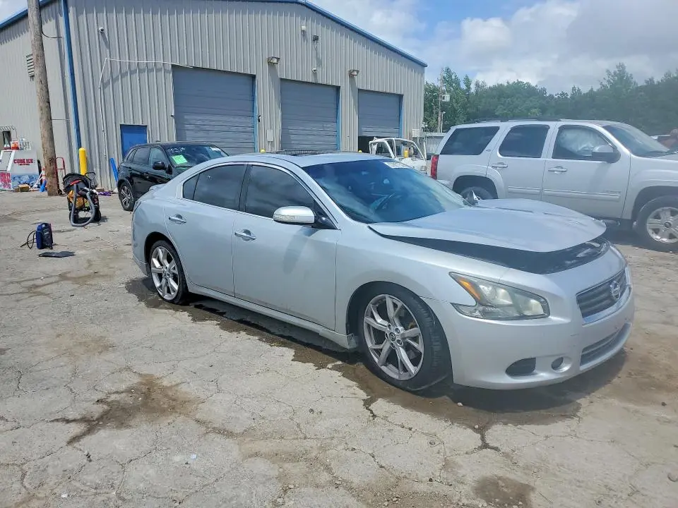 2012 NISSAN MAXIMA S/SV  