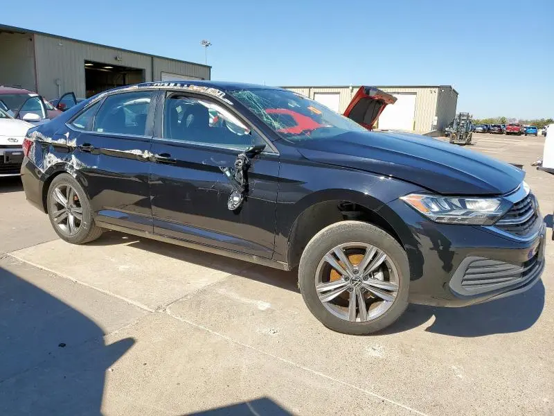 2024 VOLKSWAGEN JETTA SE  