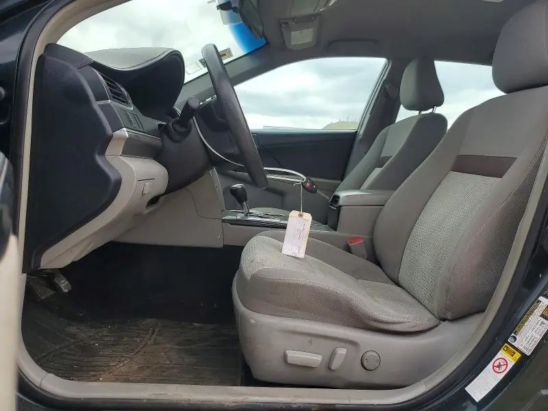 2013 TOYOTA CAMRY LE  
