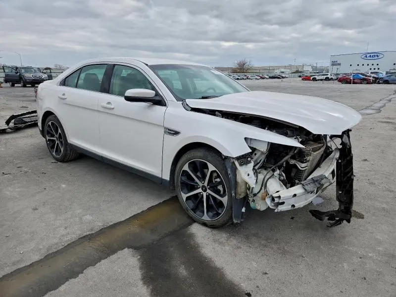 2016 FORD TAURUS SEL  