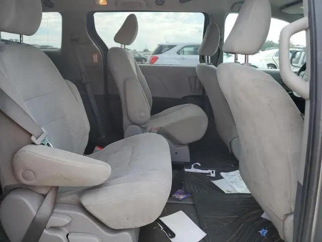2020 TOYOTA SIENNA L  