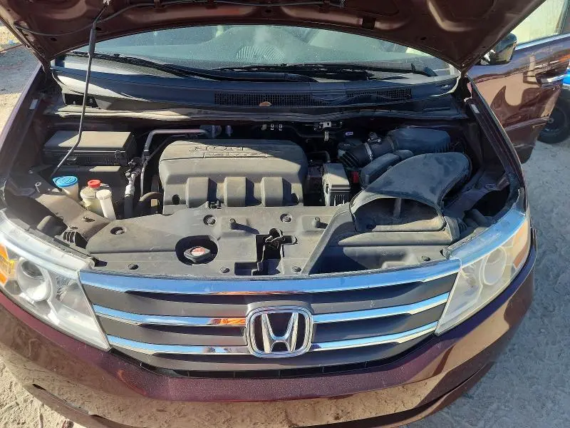 2011 HONDA ODYSSEY   