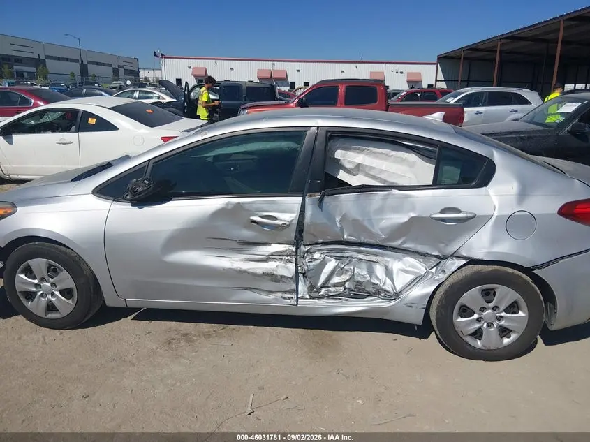 2016 KIA FORTE LX