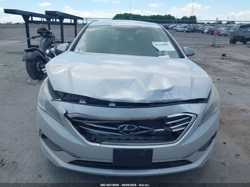 2016 HYUNDAI SONATA SE