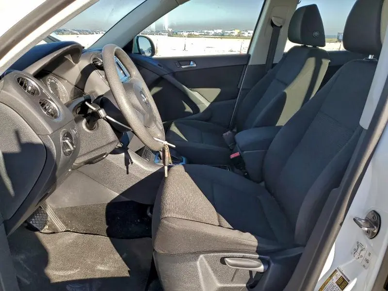 2017 VOLKSWAGEN TIGUAN S  