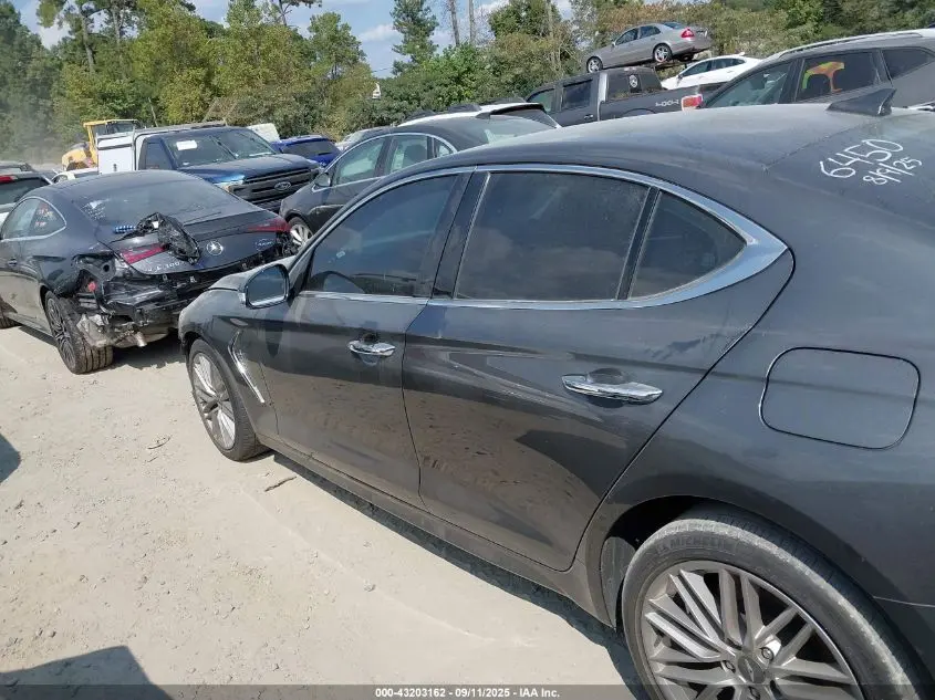 2020 GENESIS G70 2.0T RWD