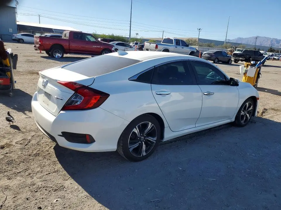 2017 HONDA CIVIC TOURING  