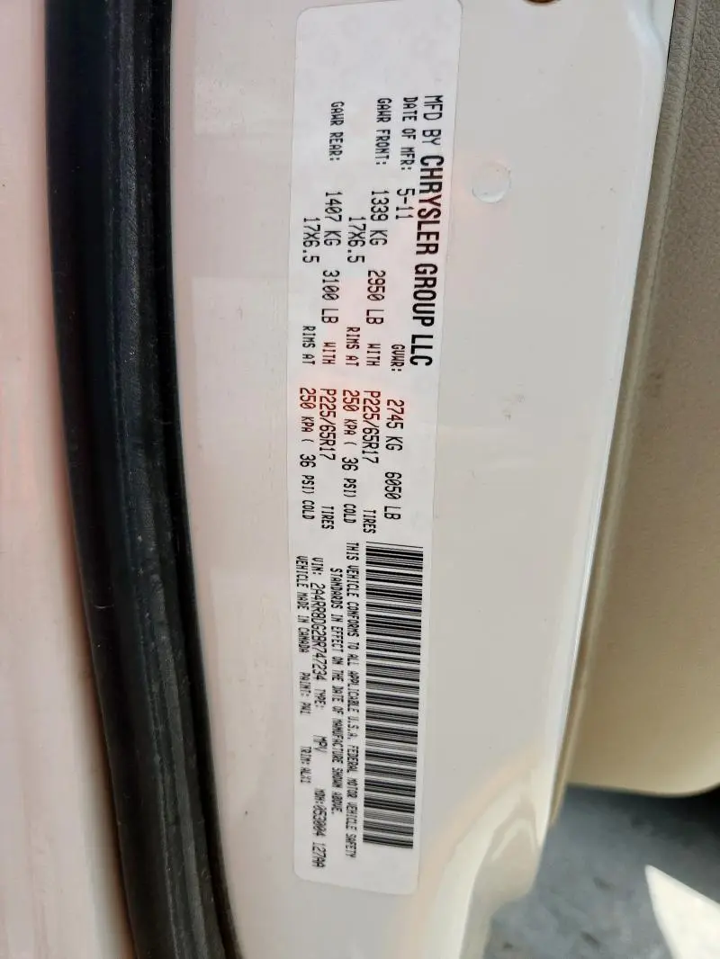 2011 CHRYSLER TOWN & COUNTRY TOURING L  