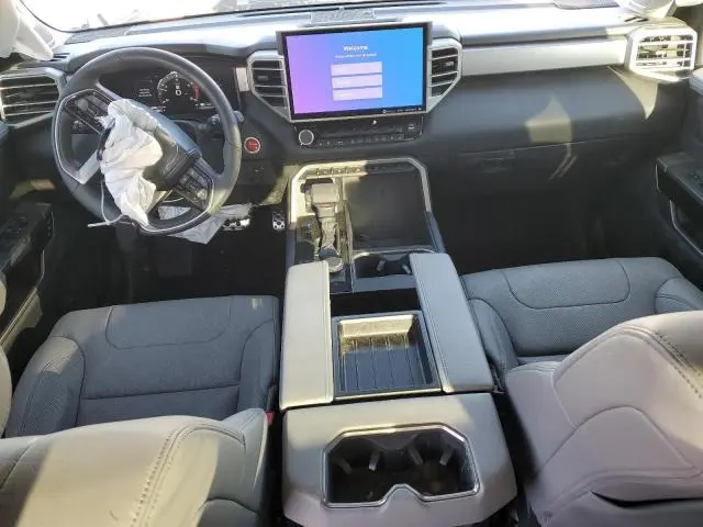 2024 TOYOTA TUNDRA CREWMAX LIMITED  