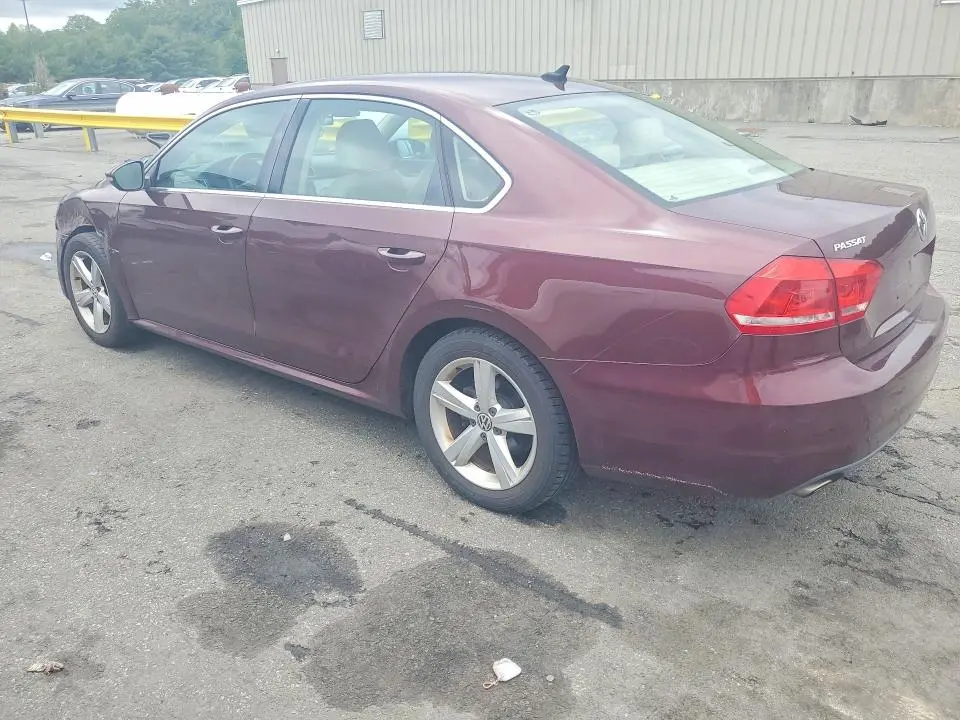 2012 VOLKSWAGEN PASSAT SE  