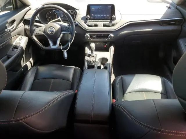2022 NISSAN ALTIMA SR  