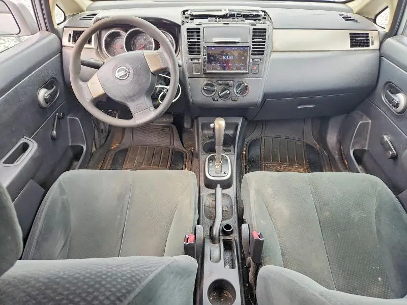 2011 NISSAN VERSA   