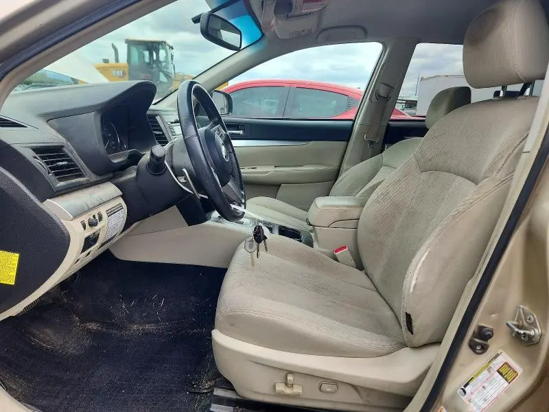 2010 SUBARU OUTBACK 2.5I PREMIUM  