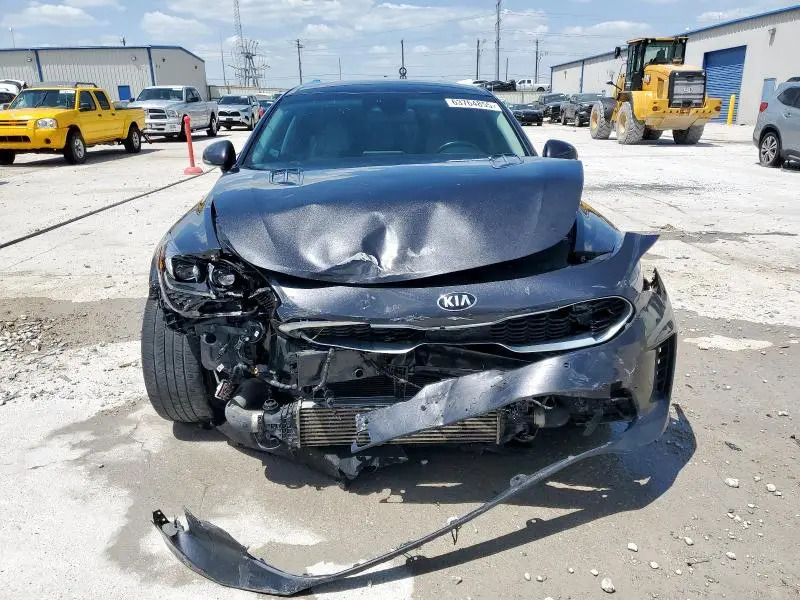 2019 KIA STINGER PREMIUM  