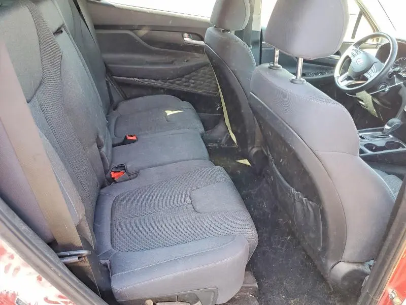 2019 HYUNDAI SANTA FE SE  