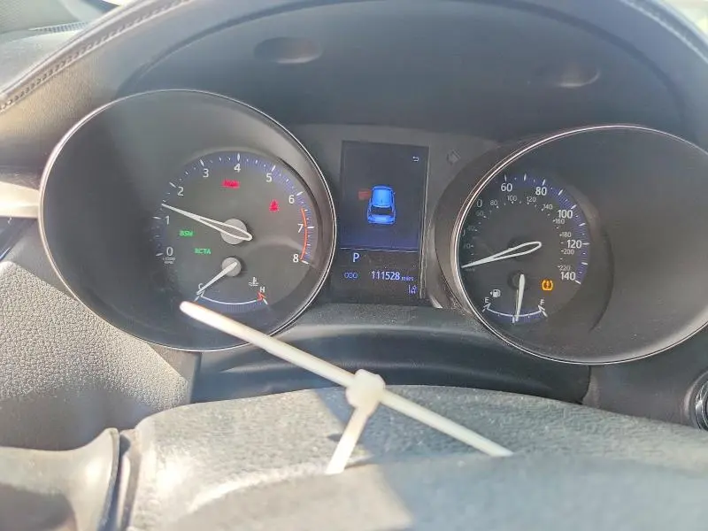 2019 TOYOTA C-HR XLE  