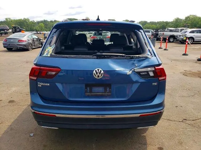 2018 VOLKSWAGEN TIGUAN SE  