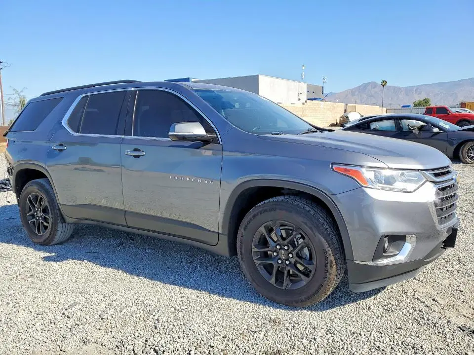 2020 CHEVROLET TRAVERSE LT  