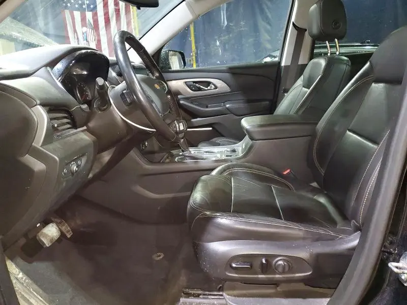 2020 CHEVROLET TRAVERSE LT  