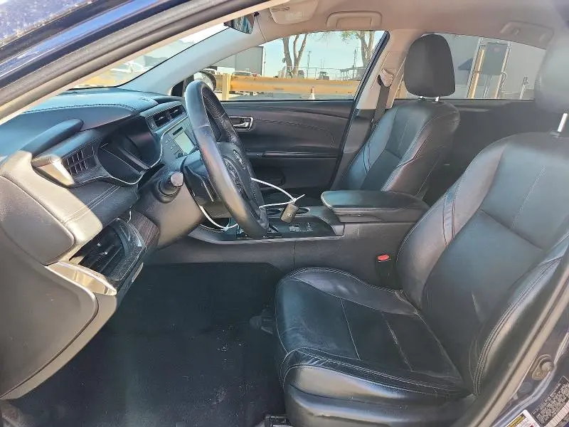 2015 TOYOTA AVALON XLE  