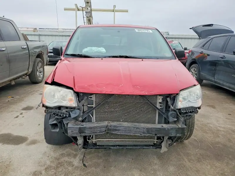 2013 DODGE GRAND CARAVAN SE  