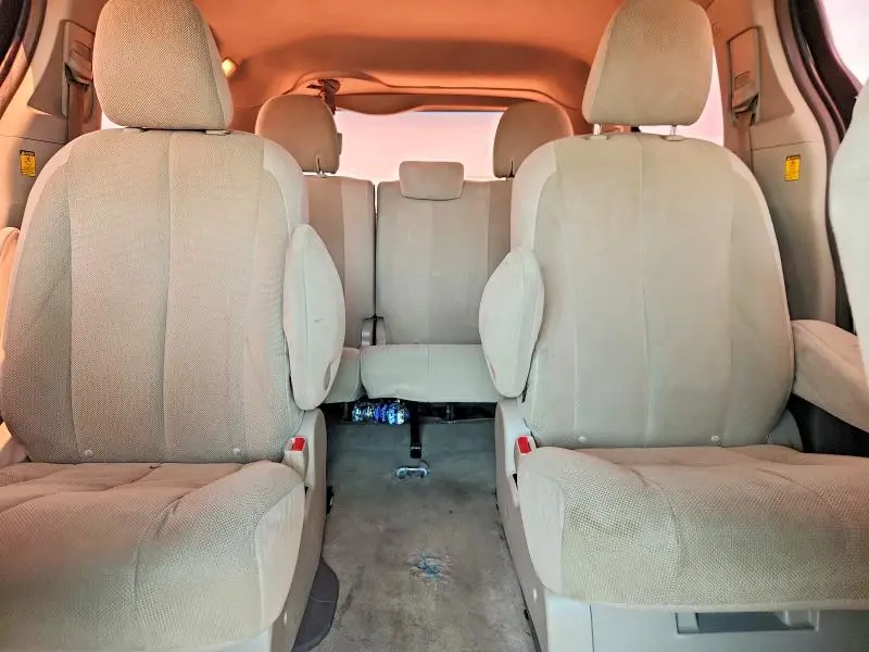 2011 TOYOTA SIENNA BASE 7-PASSENGER  