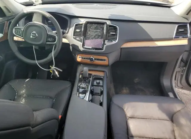 2024 VOLVO XC90 PLUS  