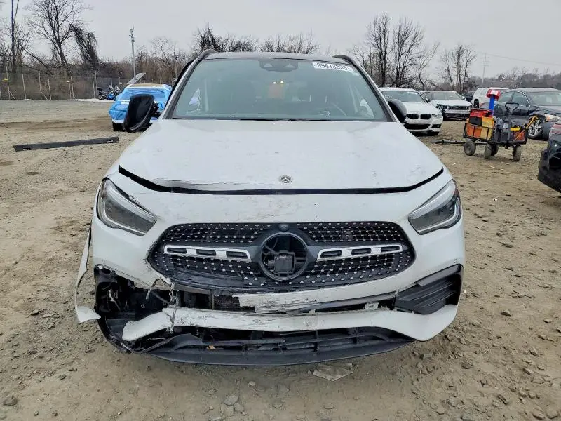 2021 MERCEDES-BENZ GLA 250 4MATIC  