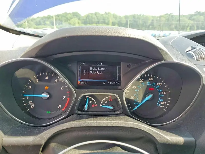 2016 FORD ESCAPE SE  