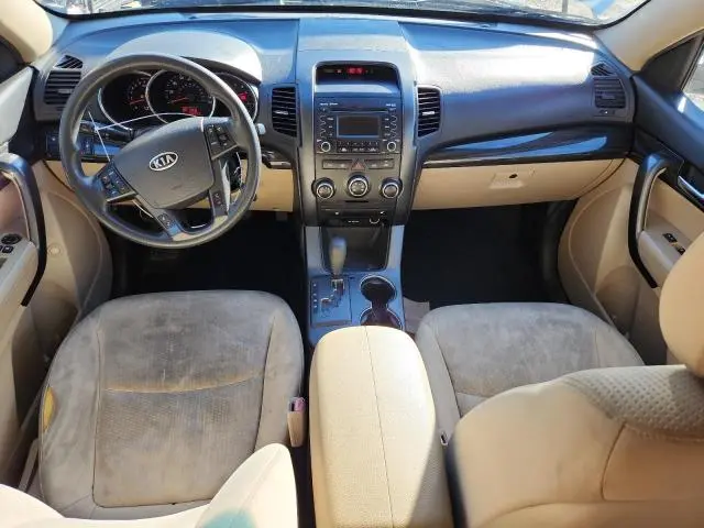 2012 KIA SORENTO BASE  